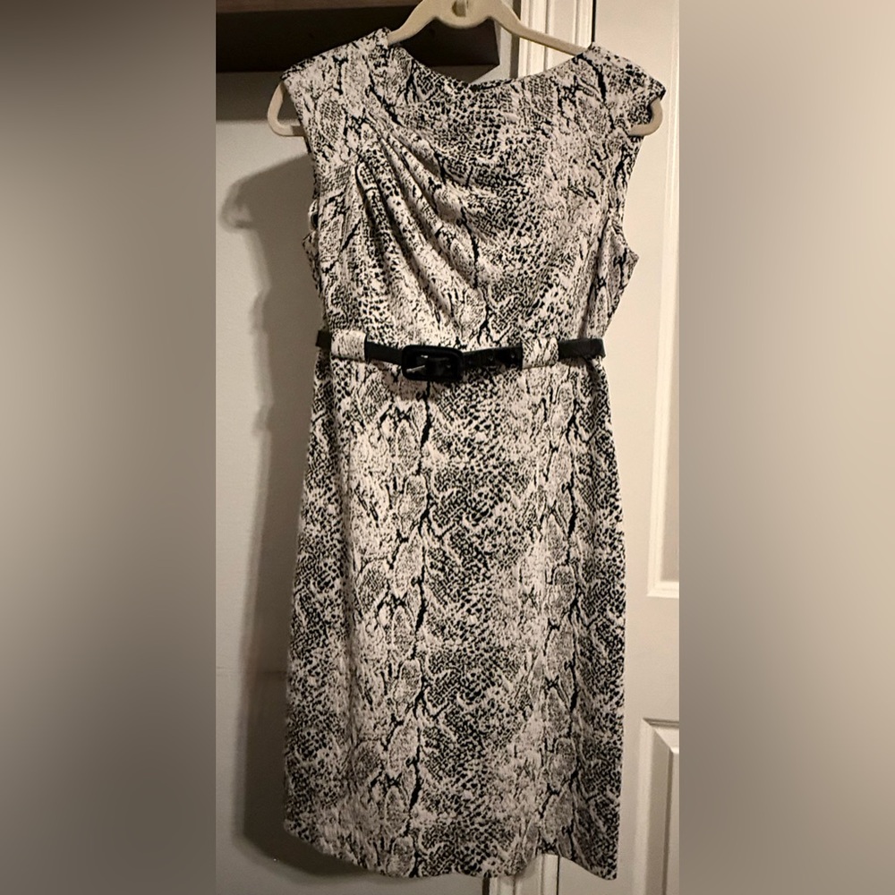 Elegant Saks 5th Avenue Snake Print Dress with Belt